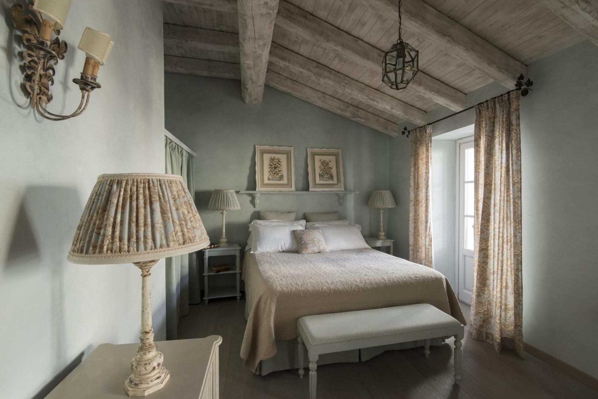 Relais Del Maro Hotel Borgomaro Bagian luar foto