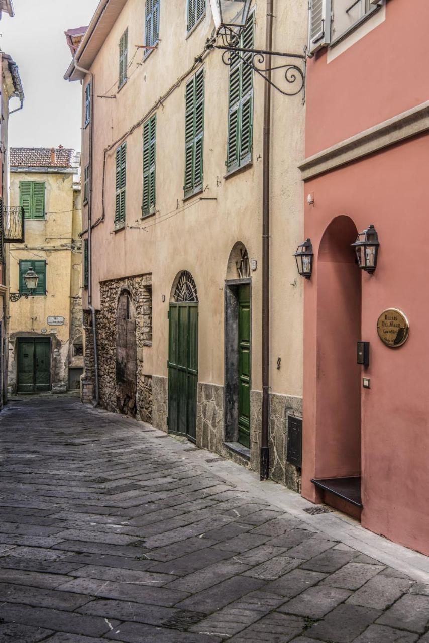 Relais Del Maro Hotel Borgomaro Bagian luar foto