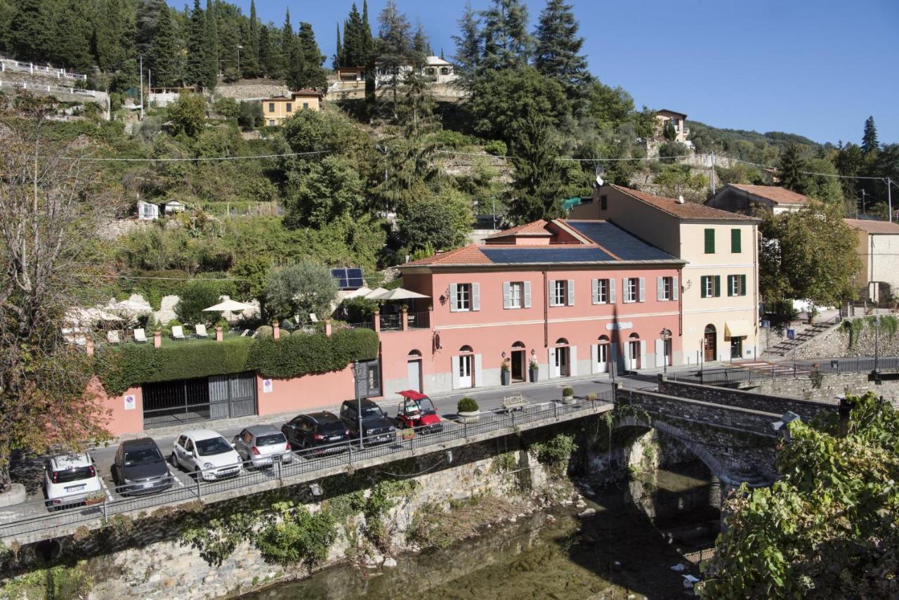 Relais Del Maro Hotel Borgomaro Bagian luar foto