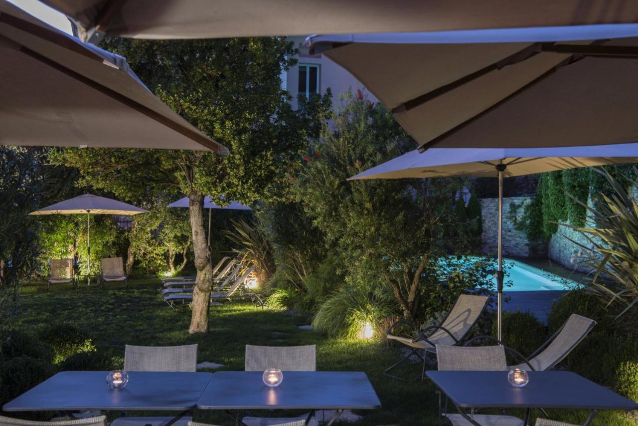 Relais Del Maro Hotel Borgomaro Bagian luar foto