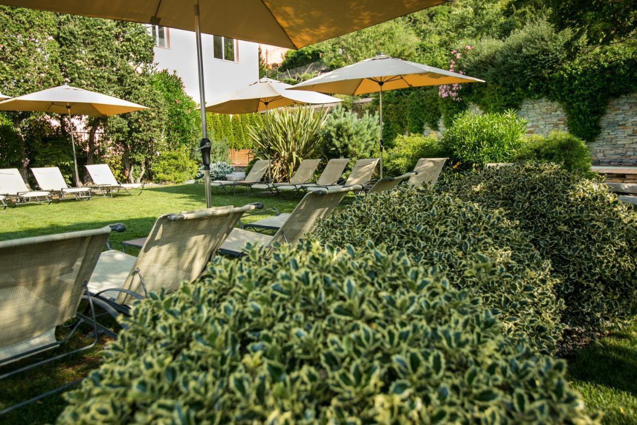 Relais Del Maro Hotel Borgomaro Bagian luar foto