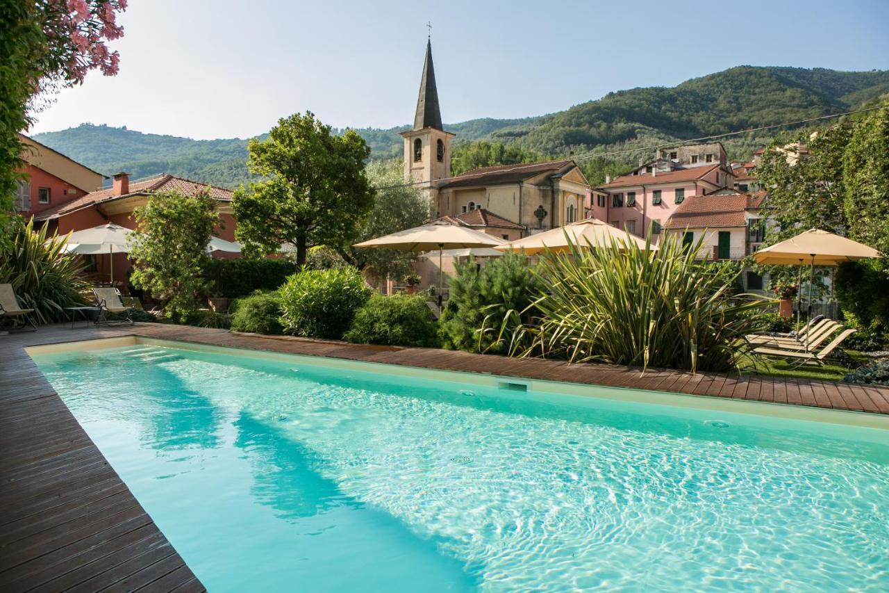 Relais Del Maro Hotel Borgomaro Bagian luar foto